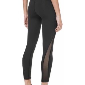 Lululemon train times 7/8 legging